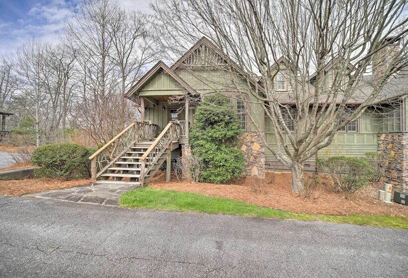 Woodsy Smoky Mtn Hideaway W/ Grill & Views!