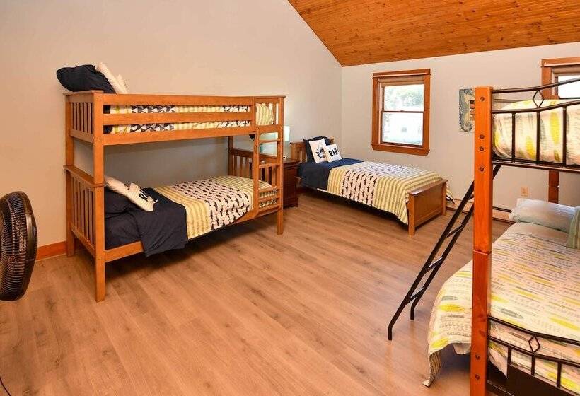 6br Biddeford Home; Steps To Hills Beach