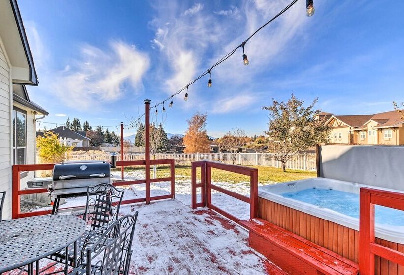 Alluring Home W/ Fire Pit < 1/2 Mi To Oit!