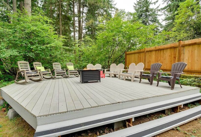 Anderson Island Home W/ Hot Tub, Near Beaches