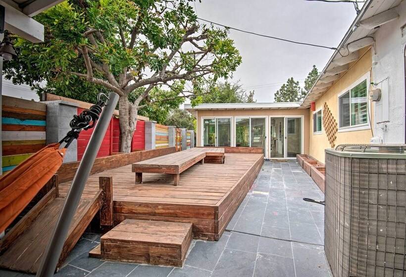 Arcadia Home W/ Sunroom & Deck In Central Location