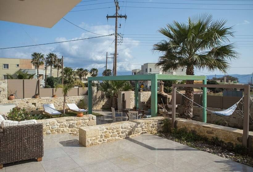 Arodamos Studios Apartments