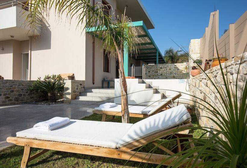 Arodamos Studios Apartments