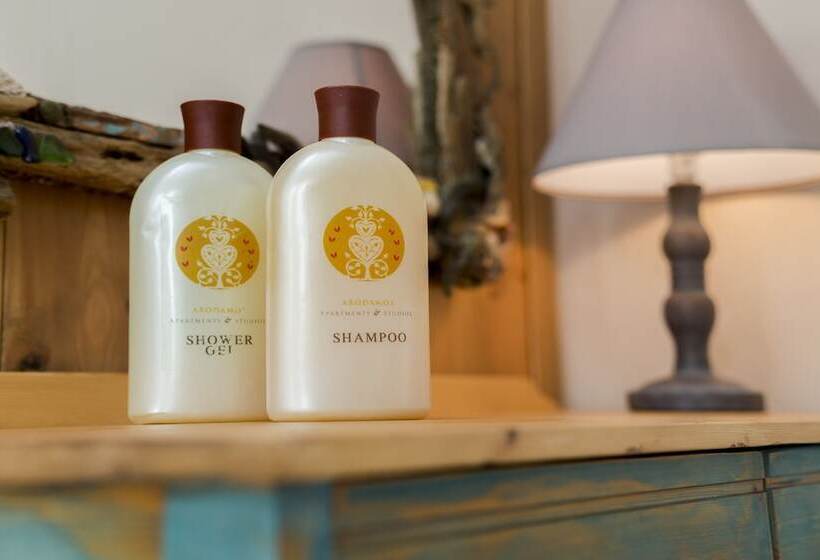 Arodamos Studios Apartments