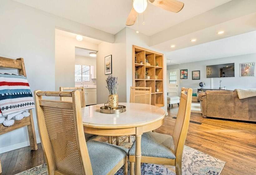 Arden Bungalow W/ Fire Pit: Near Lake Julian Park