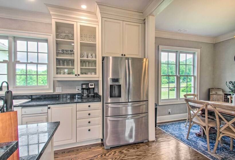 Balcony Downs Historic Home Near River Access