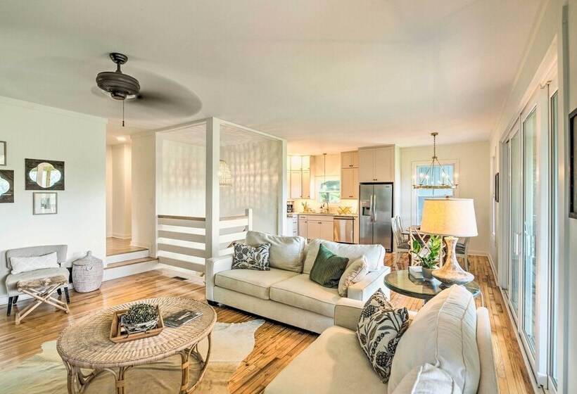 Baxter Hideaway: Screened Porch, Lake Views!