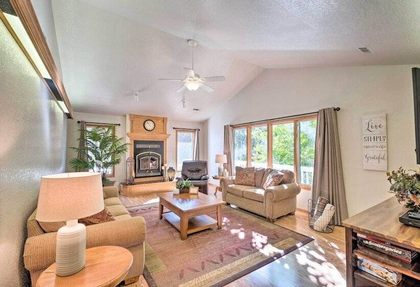 Beautiful Ozark Oasis W/ Deck: Walk To Beaver Lake