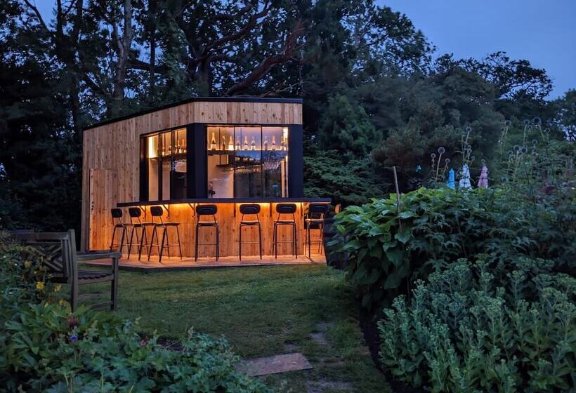 مبيت وإفطار The Jolly Sportsman