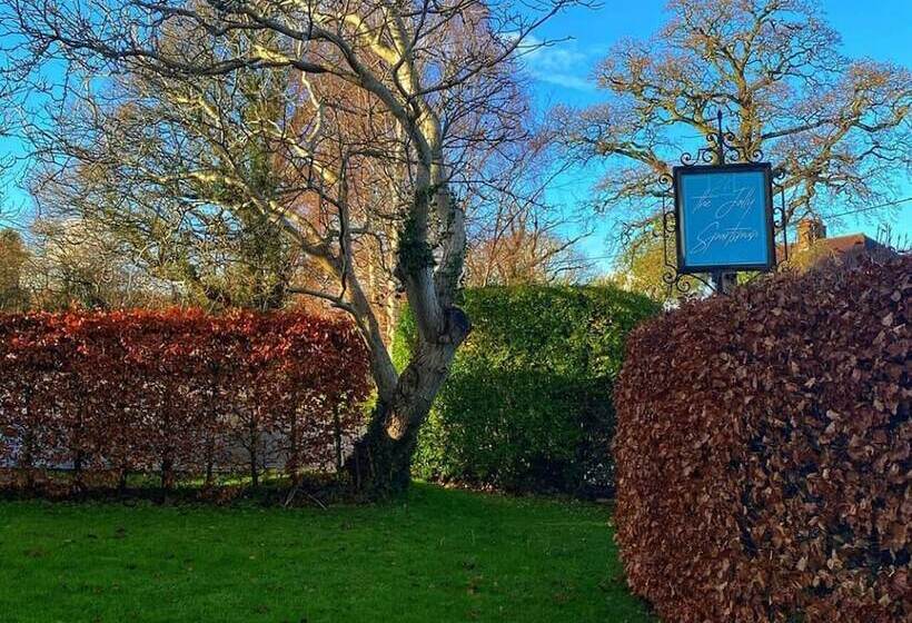 مبيت وإفطار The Jolly Sportsman