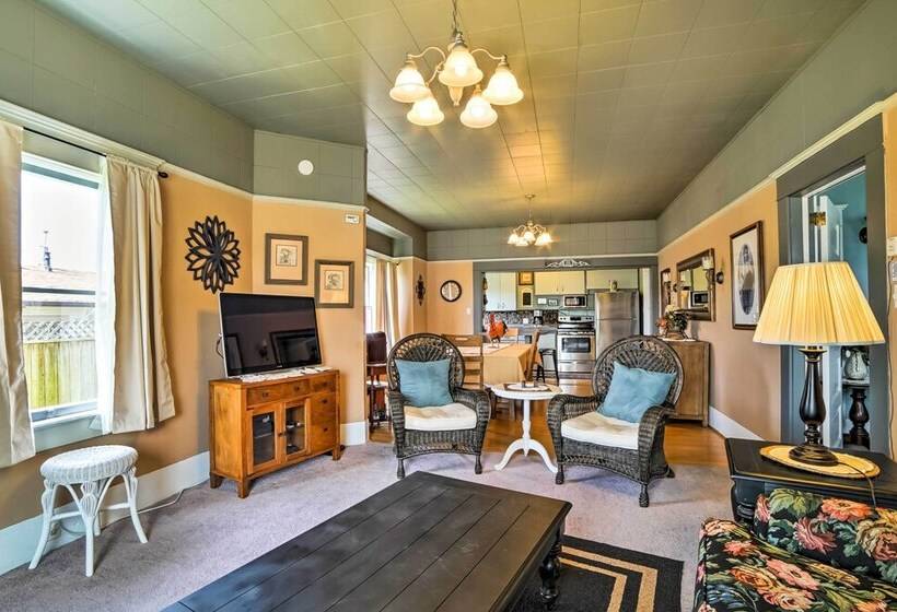 Bella Rose  Lovely Eureka Home Near Redwoods!