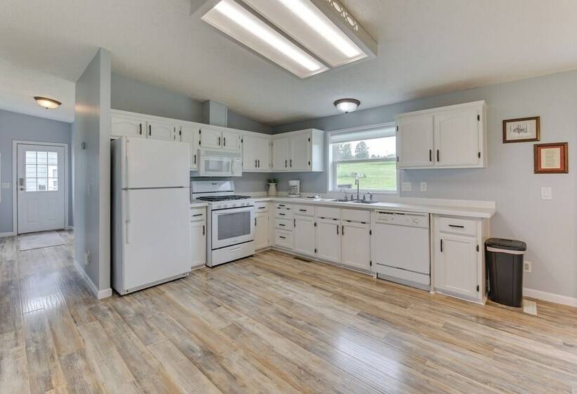 Black Hills Home ~ 6 Mi To Custer State Park!