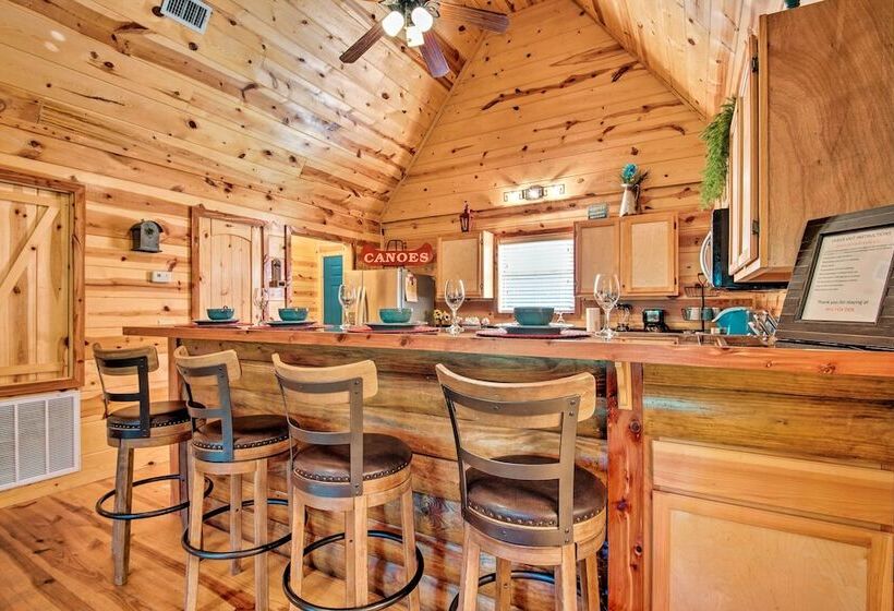 Quiet Mountain Fork River Cabin W/ Water View Deck