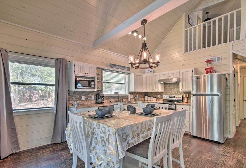 Broken Bow Cabin W/ Private Deck ~ 5 Mi To Lake!