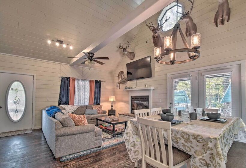 Broken Bow Cabin W/ Private Deck ~ 5 Mi To Lake!