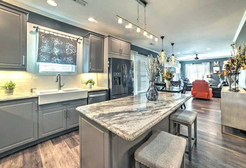 Calvert City Home ~ 6 Mi To Kentucky Lake!