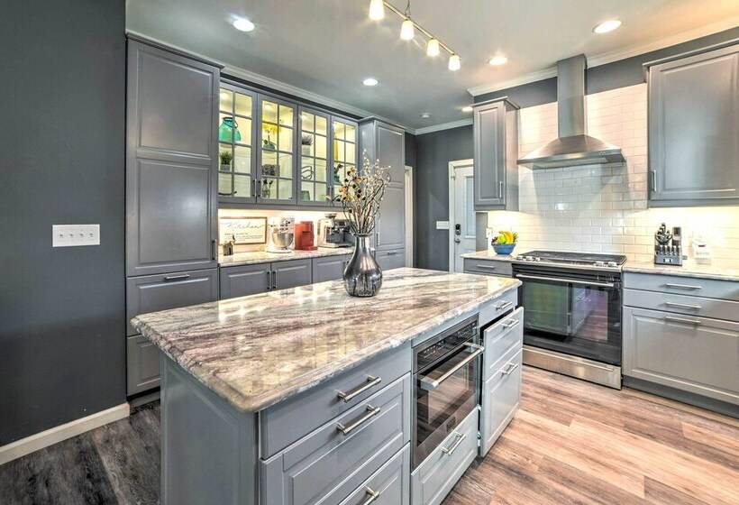 Calvert City Home ~ 6 Mi To Kentucky Lake!