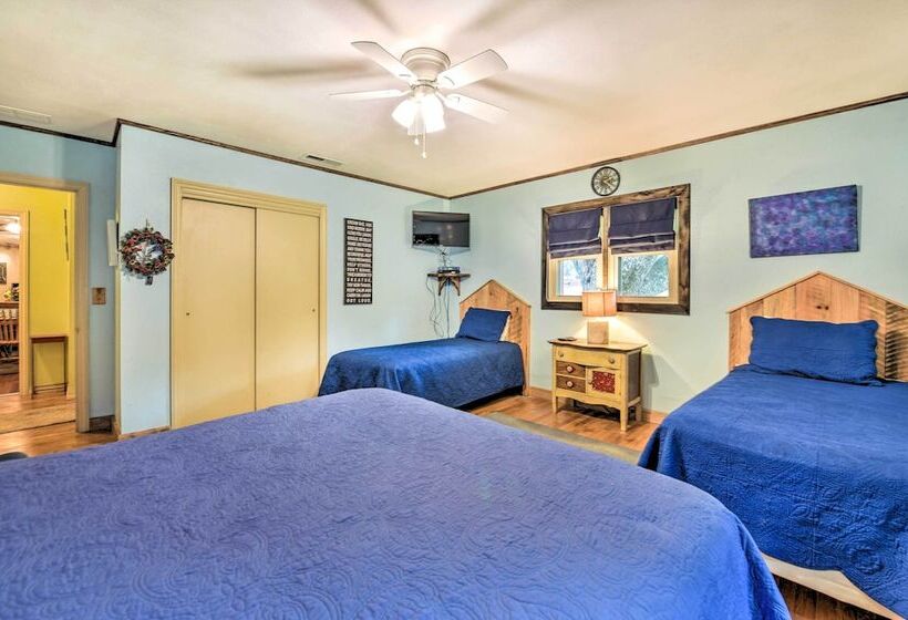 Campbell Retreat In Maggie Valley W/ Deck!