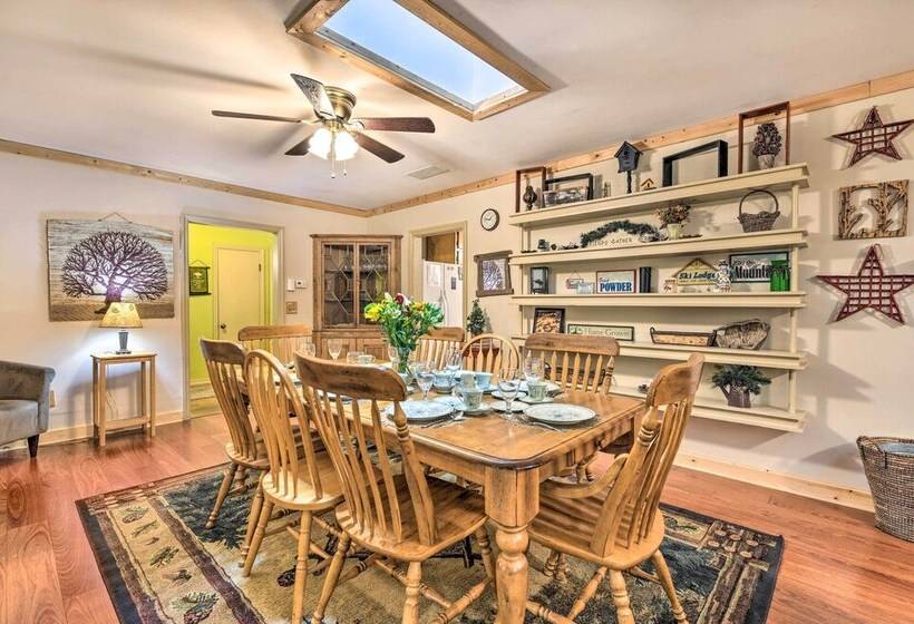 Campbell Retreat In Maggie Valley W/ Deck!