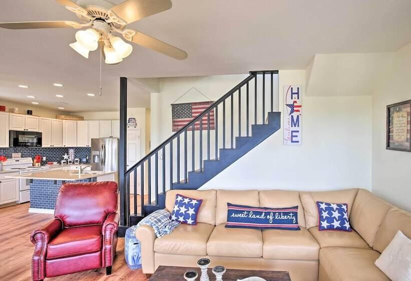 Canyon Lake Home W/ Game Room < 1 Mi To Boat Ramp!