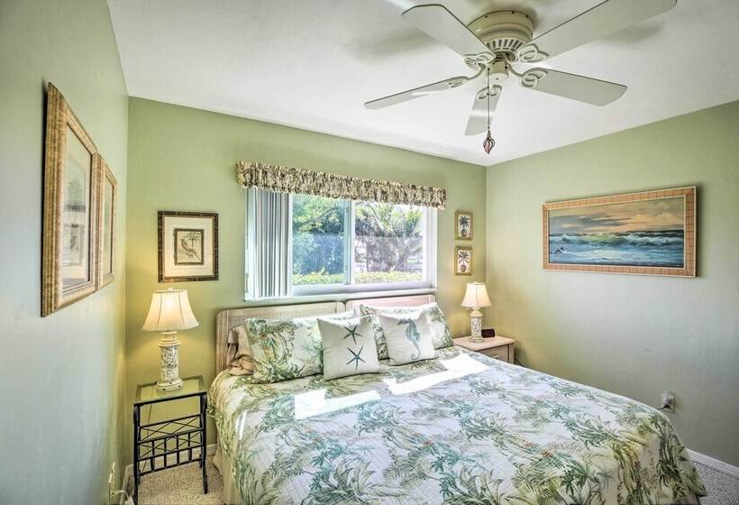 Dock Access & Pool: Cape Coral Retreat