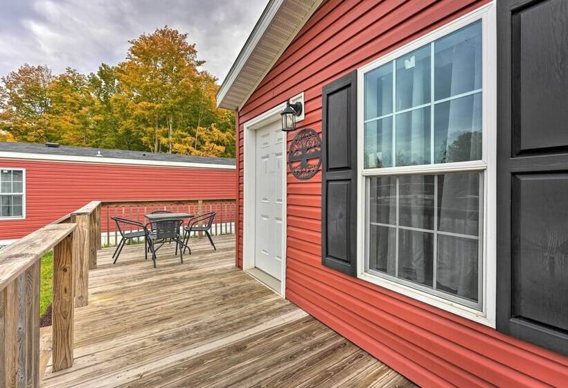 Cassopolis Cabin: On Site Boating & Fishing!