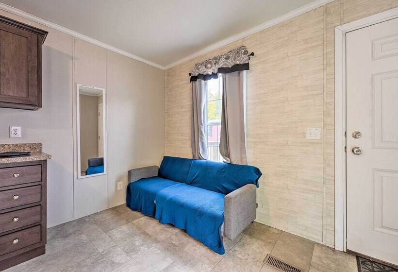 Cassopolis Cabin: On Site Boating & Fishing!