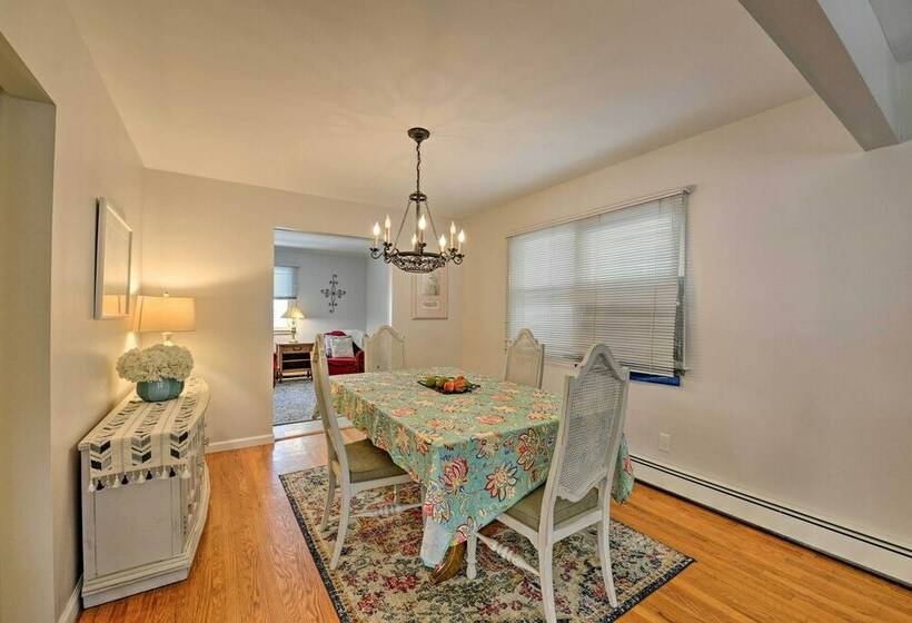 Central Margate City House  Walk To Beach!