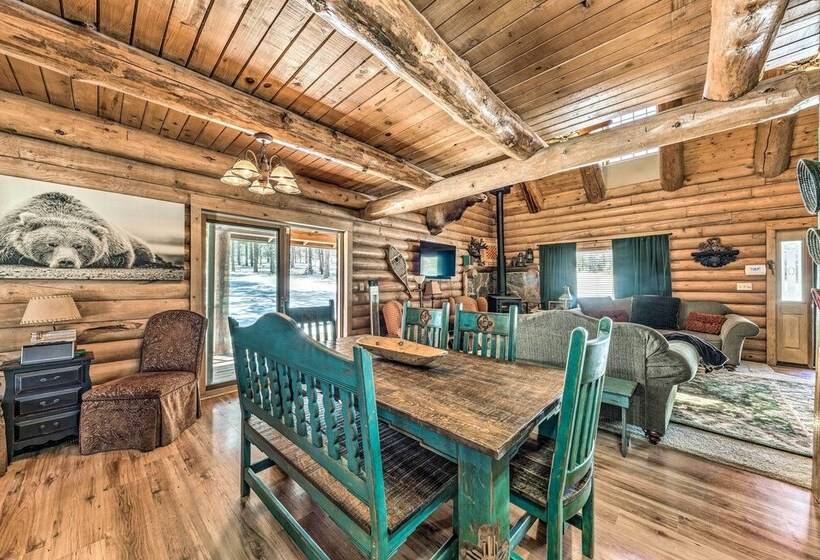 Cozy Alto Cabin On 2 Acres: Near Fishing & Skiing!