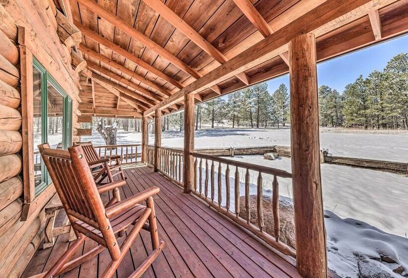 Cozy Alto Cabin On 2 Acres: Near Fishing & Skiing!