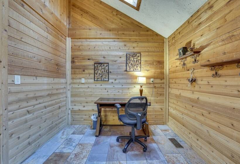 Pet Friendly Boise Getaway 2 Mi To Downtown!