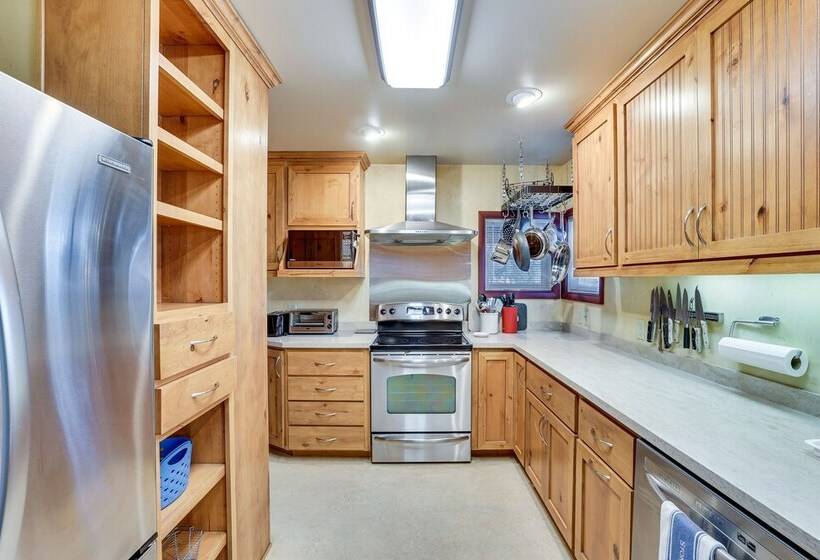 Pet Friendly Boise Getaway 2 Mi To Downtown!