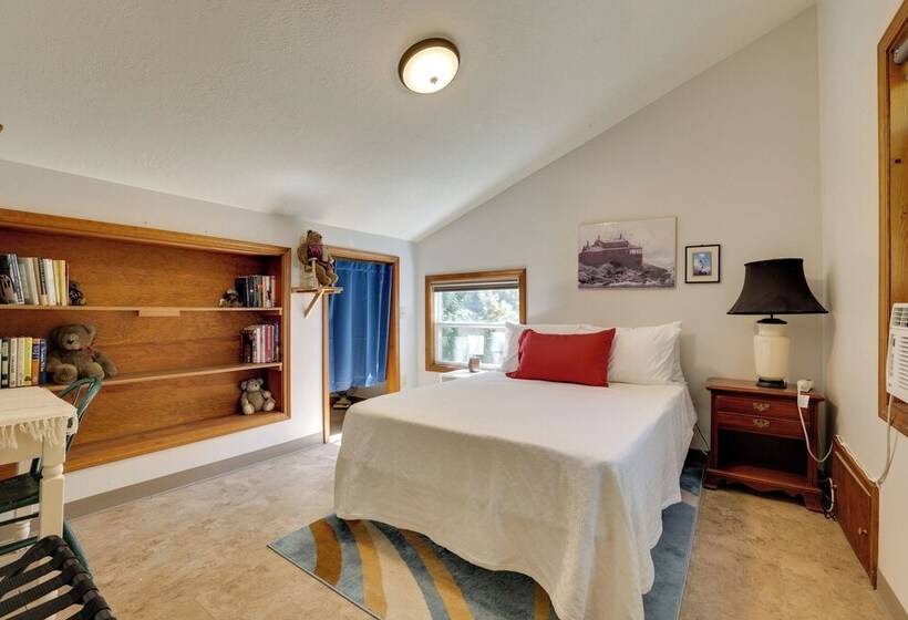 Pet Friendly Boise Getaway 2 Mi To Downtown!