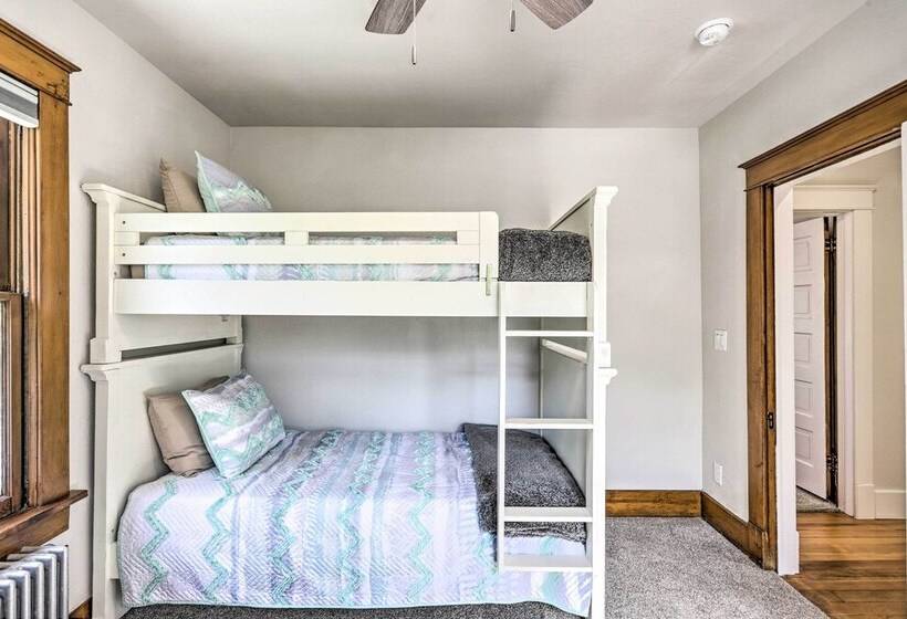 Charming Downtown Fruita Home: Hike & Explore