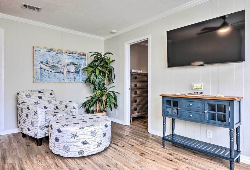 Charming Gulfport Home ~ 2 Mi To Marina