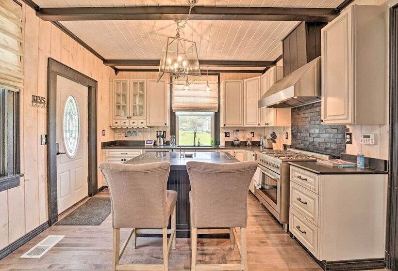 Charming Home W/ Bbq: 9 Mi To Chautauqua Lake!