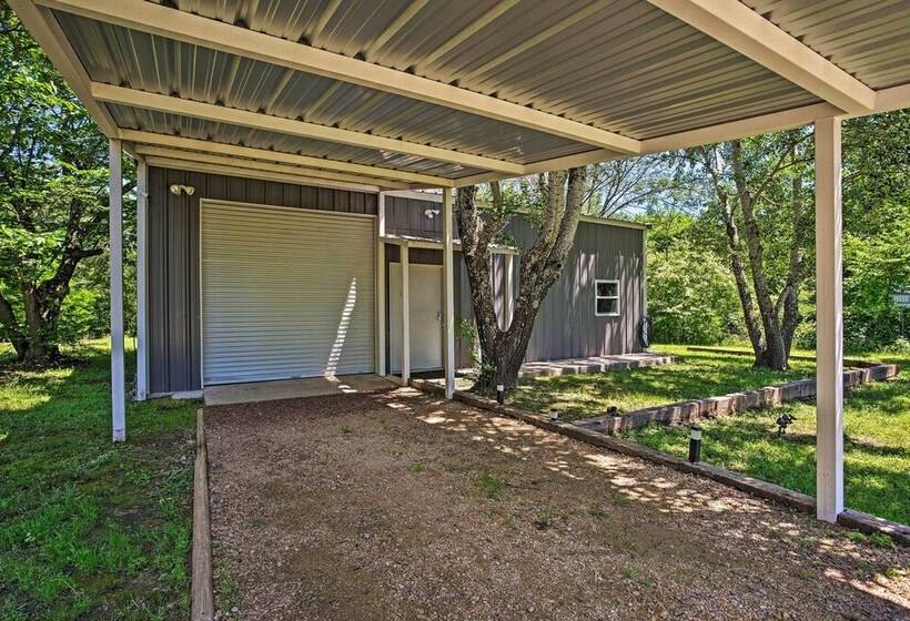 Charming Quitman Cabin < 2 Miles To Lake Fork