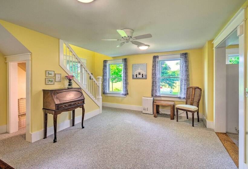 Charming Stanley Home W/ Yard, 7 Mi To Seneca Lake