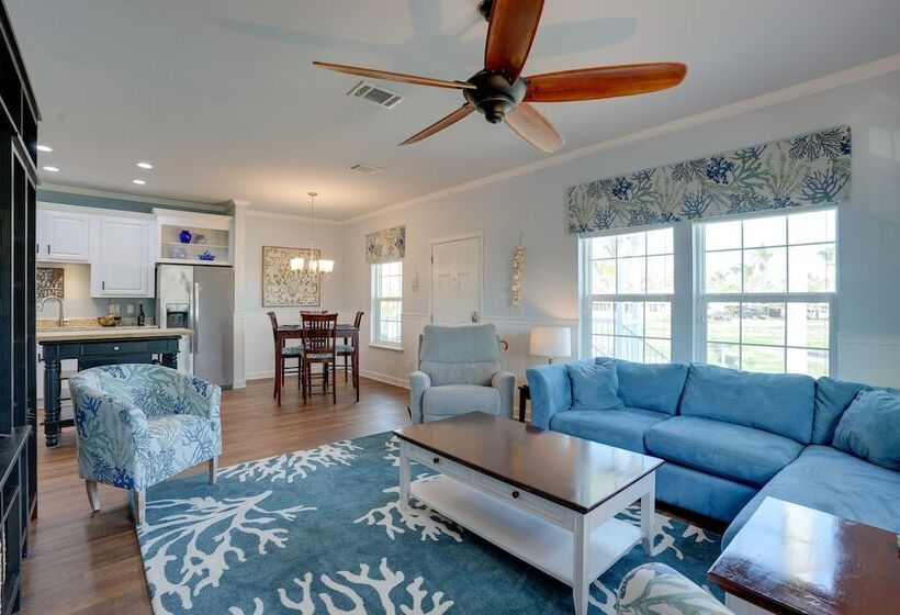 Fort Myers Home Near Sanibel Island Causeway