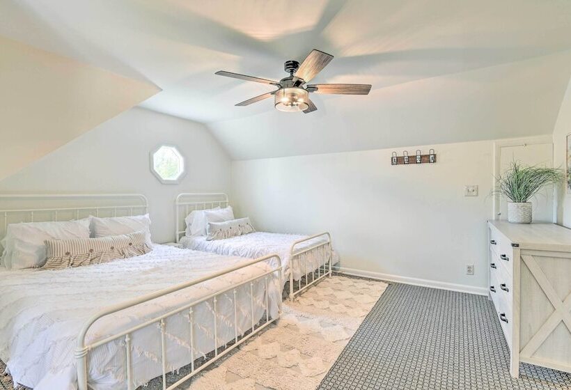 Chic Nashville Area Retreat W/ Private Pool!