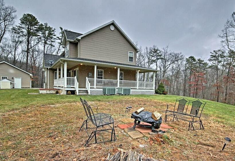 Circleville Home W/ 5 Private Acres & Mtn Views!