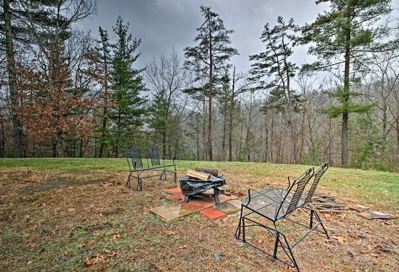 Circleville Home W/ 5 Private Acres & Mtn Views!