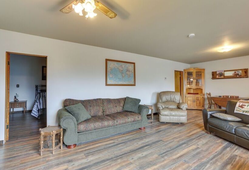 Classic Mountain Home, Half Mi To Main Street