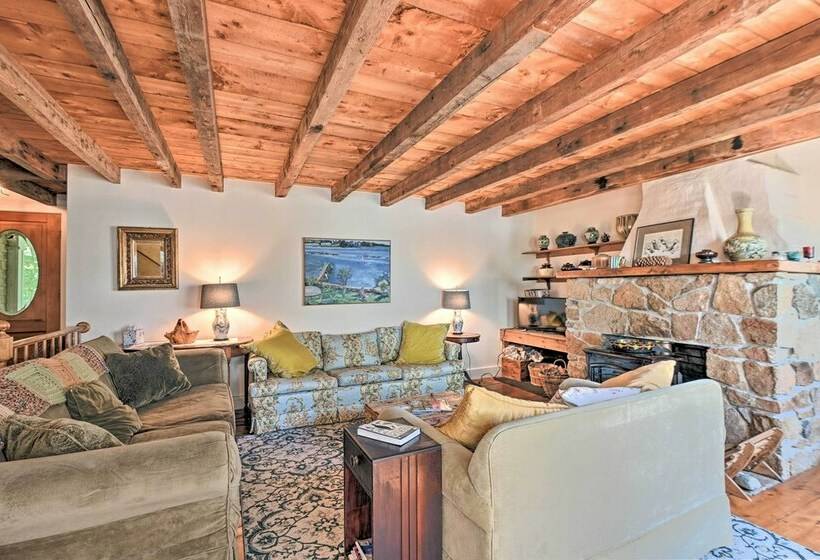 Coastal Maine Retreat: Deck W/ Bay Views!