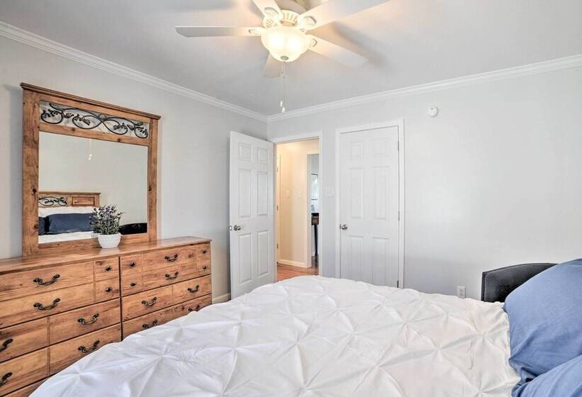 Country Chic Home W/ Fire Pit, Steps To Lake!