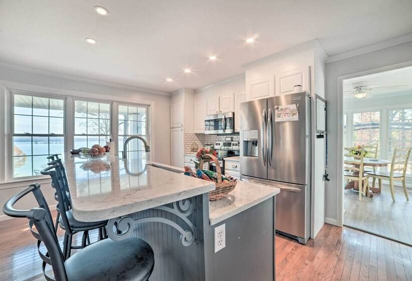 Country Chic Home W/ Fire Pit, Steps To Lake!