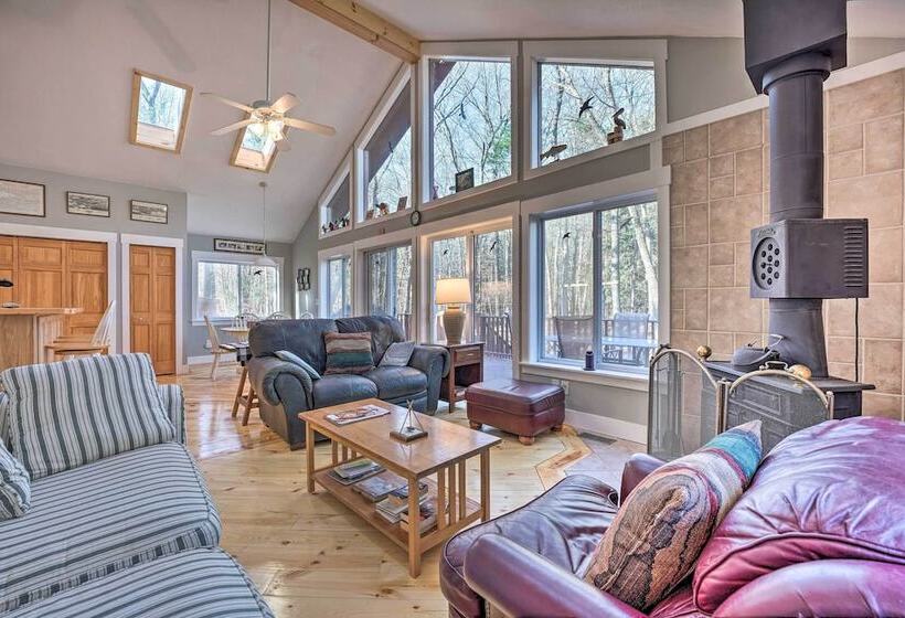 Cozy Anglers Hideaway ~ Half Mi To Lake Michigan!