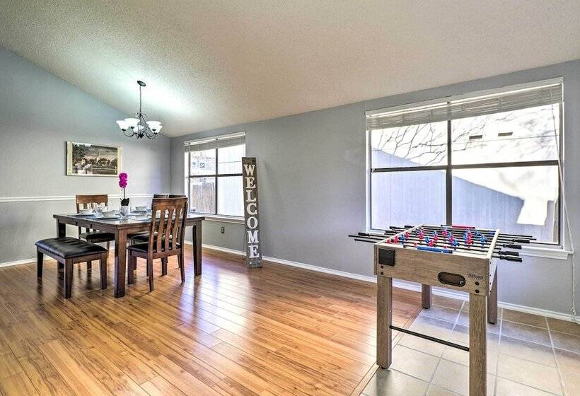 Austin Vacation Rental W/ Yard ~ 14 Mi To Downtown