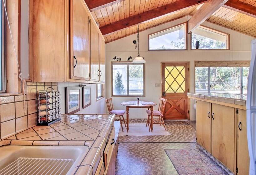 Cozy Cabin W/ Deck   Near Frazier Mtn Park