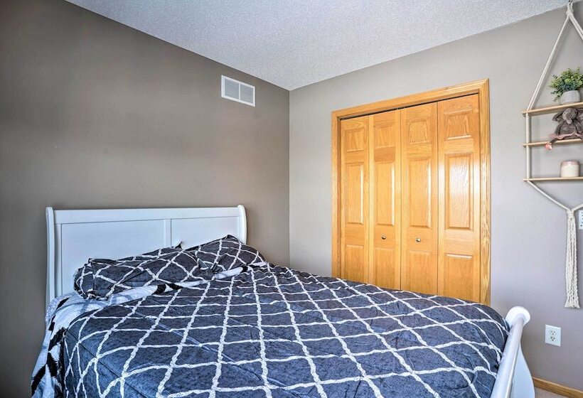 Cozy Eden Prairie Home < 21 Mi To Twin Cities